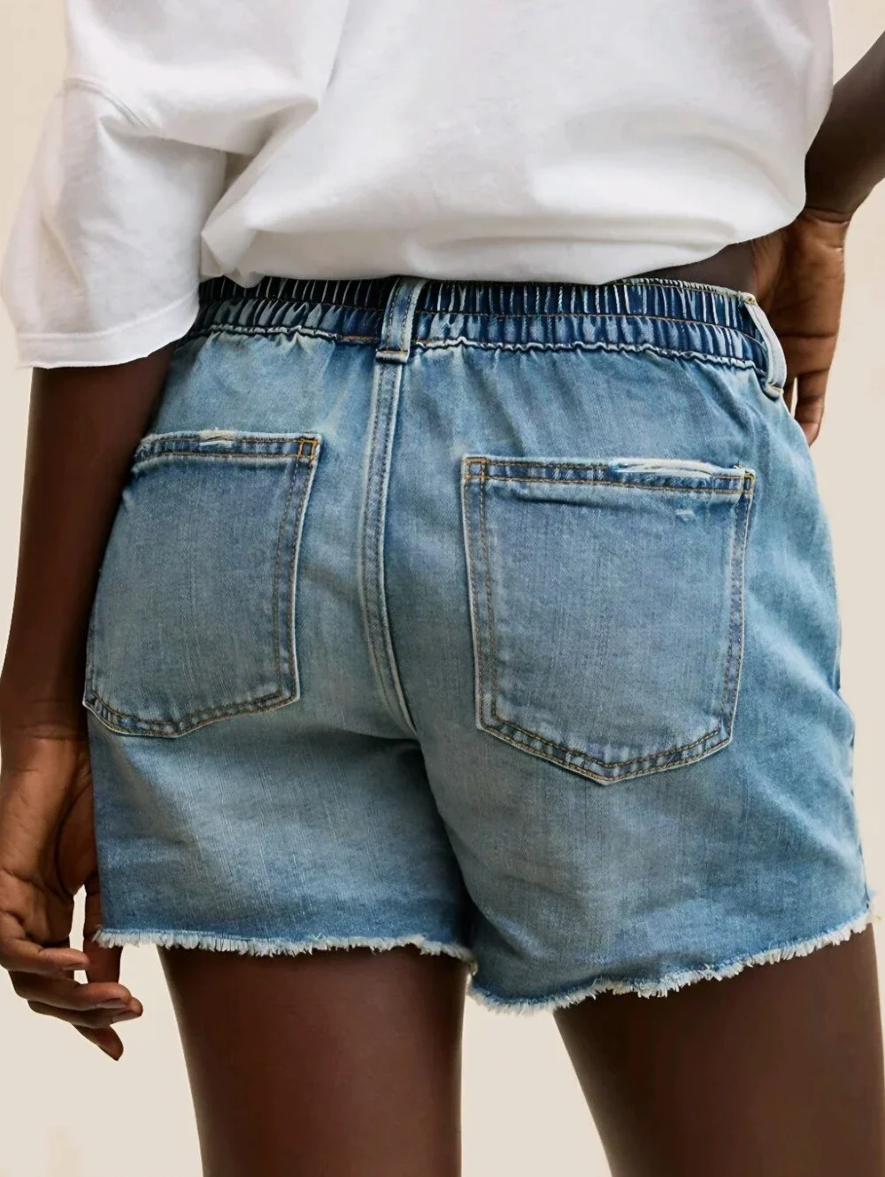 AERIE Daydream Lightwash Blue Distressed Raw Hem Elastic Waist Denim Shorts SZ M